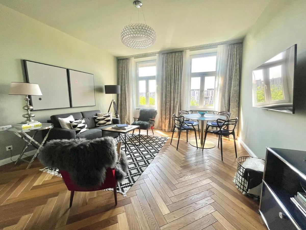 Luxury Stay Vienna Esterno foto